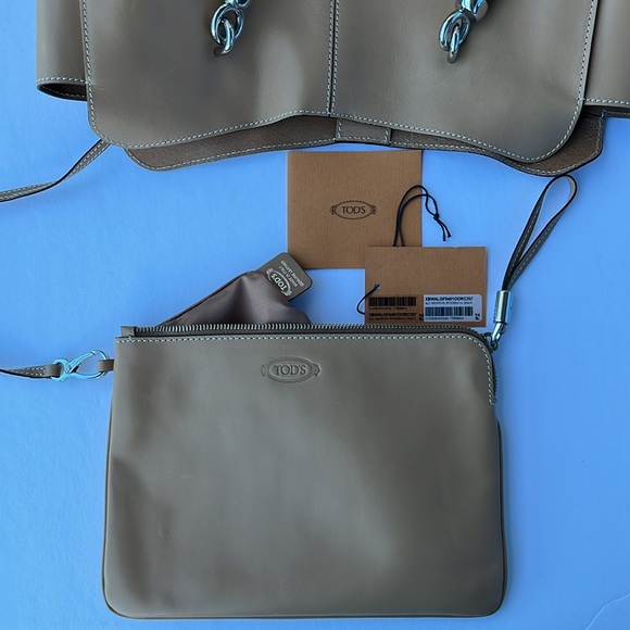 Tod's “Alo Sella” Vachetta (Tan) Large Shopping Tote Bag - Picture 12 of 16